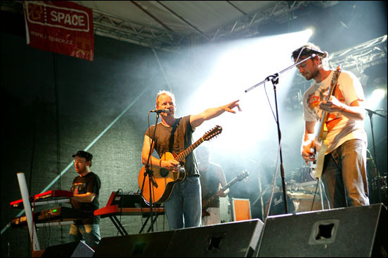Koncert proti dlnici D3 Poszavm